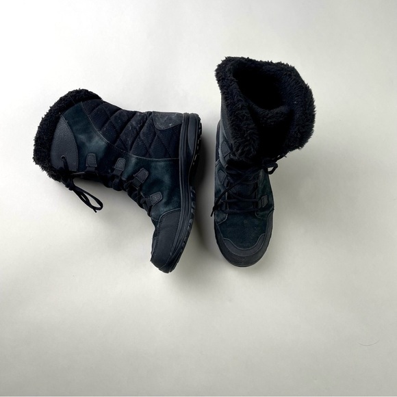 Columbia Black Winter Boots with Fur Trim - Picture 1 of 8